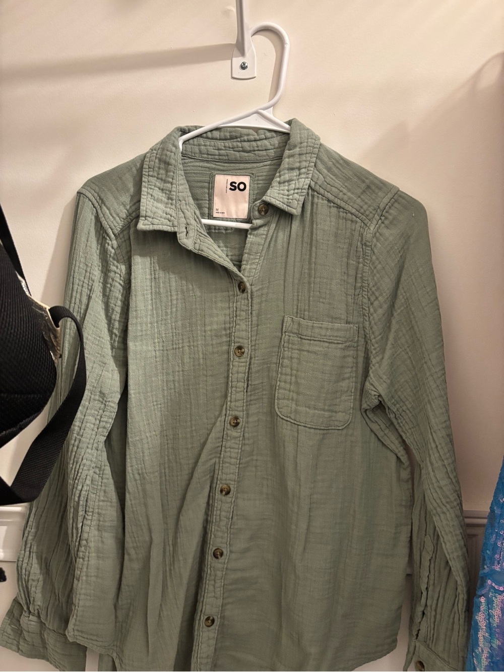 SO Women’s Sage Green Lightweight Button-Up Shirt Jacket